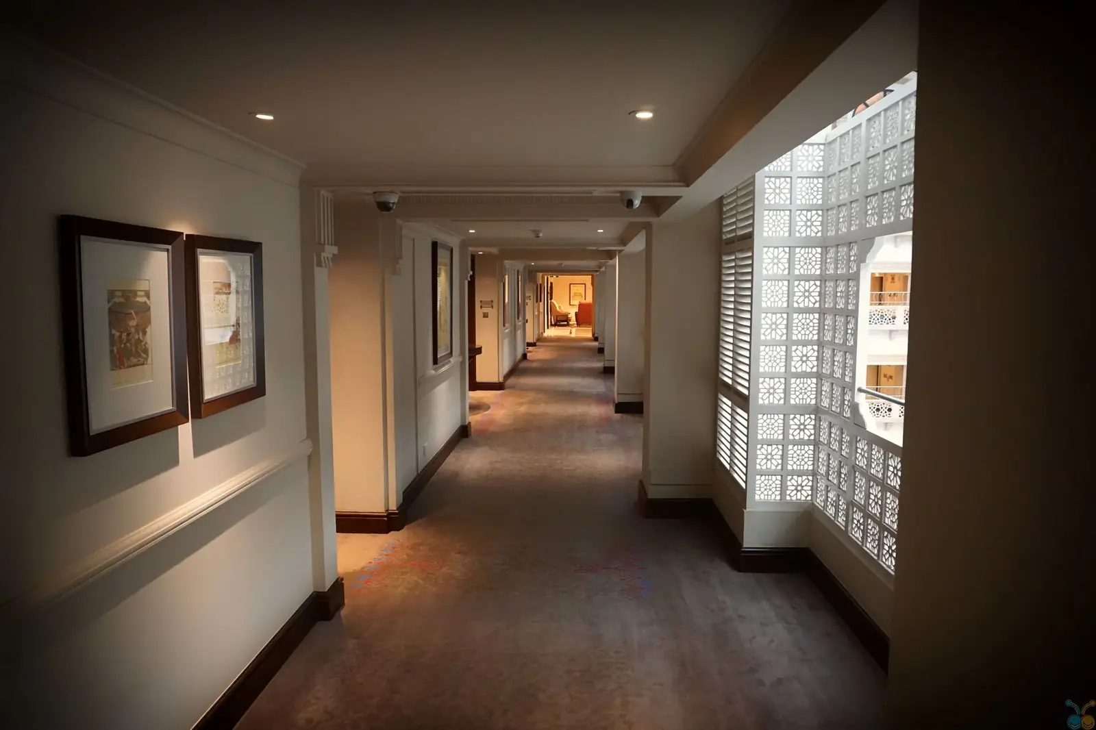 Xelmoriaregalstay interior corridor